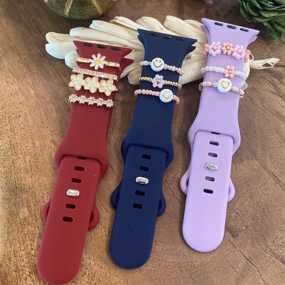 Maroon Daisy Charm Apple Watch Band - Picture 1 of 3